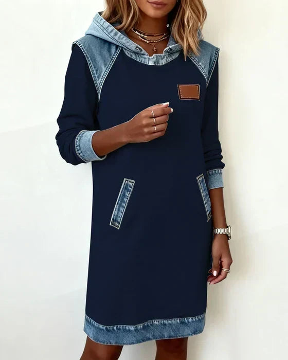 Alexa | Vestido con Capucha de Contraste Acogedor