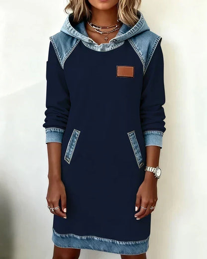 Alexa | Vestido con Capucha de Contraste Acogedor
