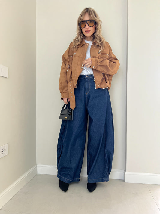 Jeans Day Muse
