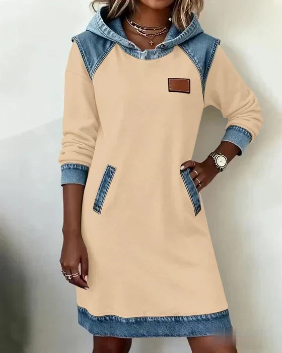 Alexa | Vestido con Capucha de Contraste Acogedor