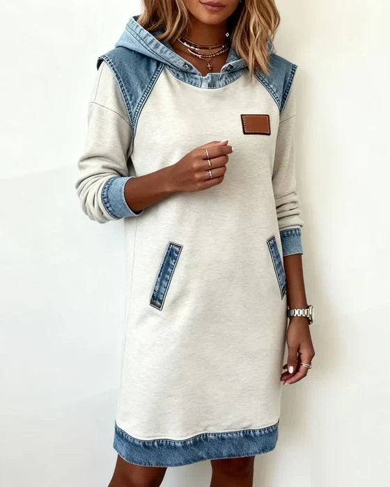 Alexa | Vestido con Capucha de Contraste Acogedor