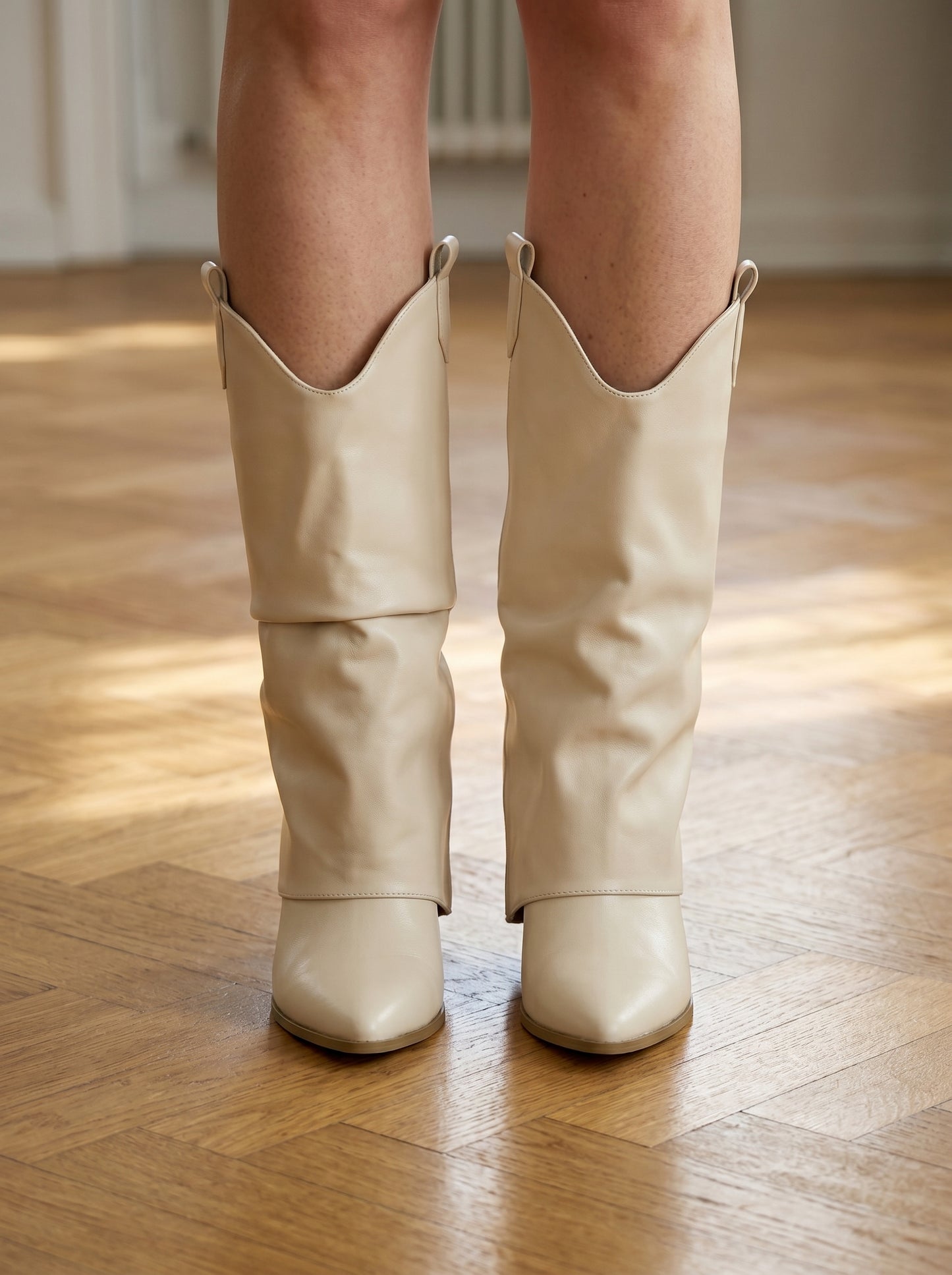 Élan Heeled Boot